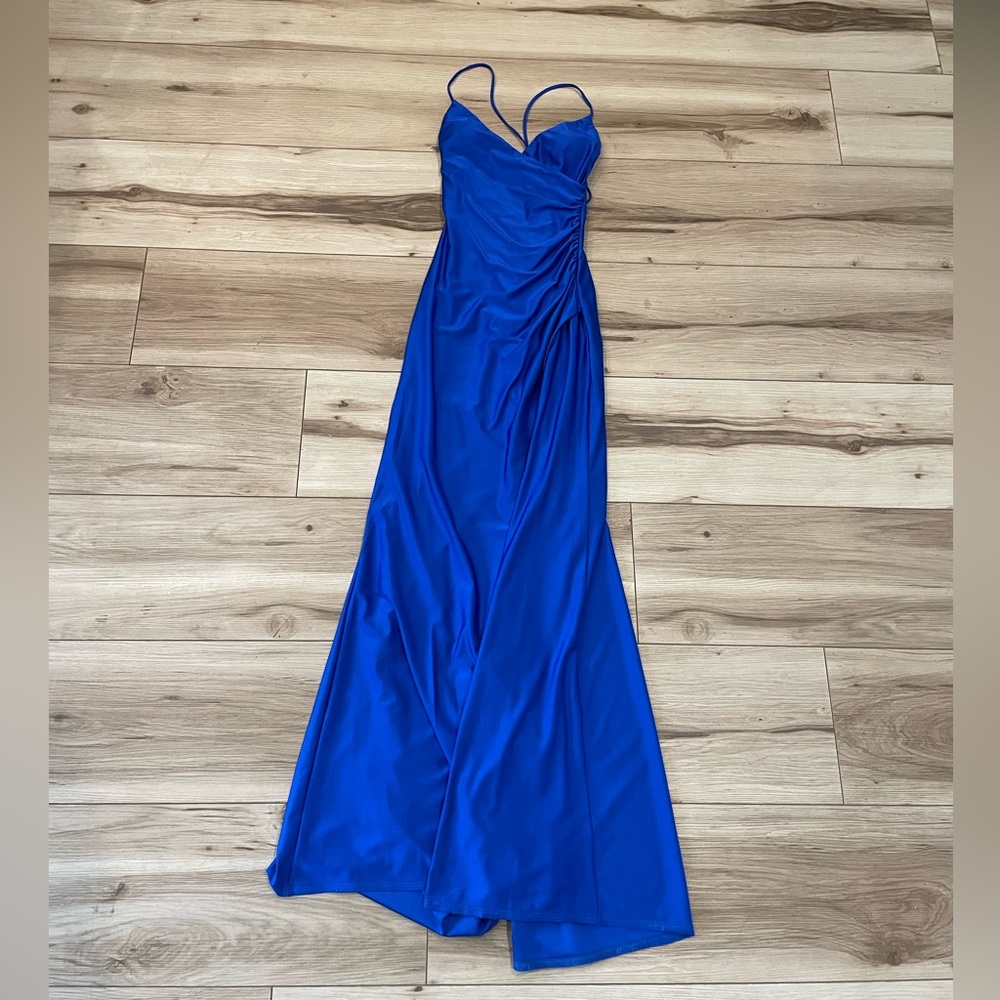 GENTLY USED PROM DRESS!!!